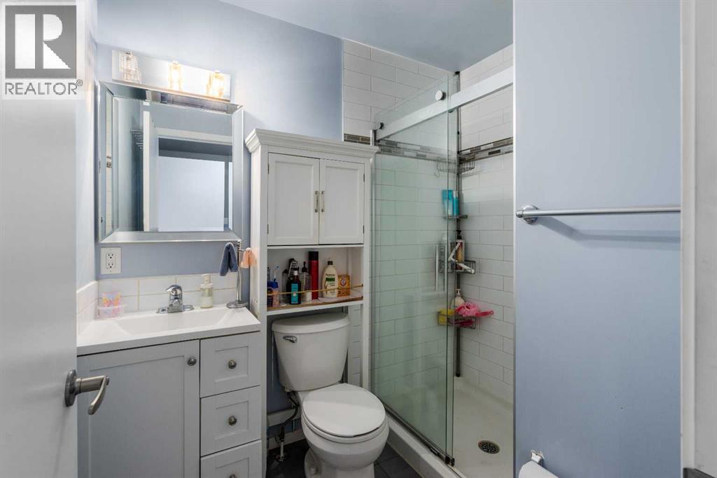 5410 Valentine Crescent SE photo 10
