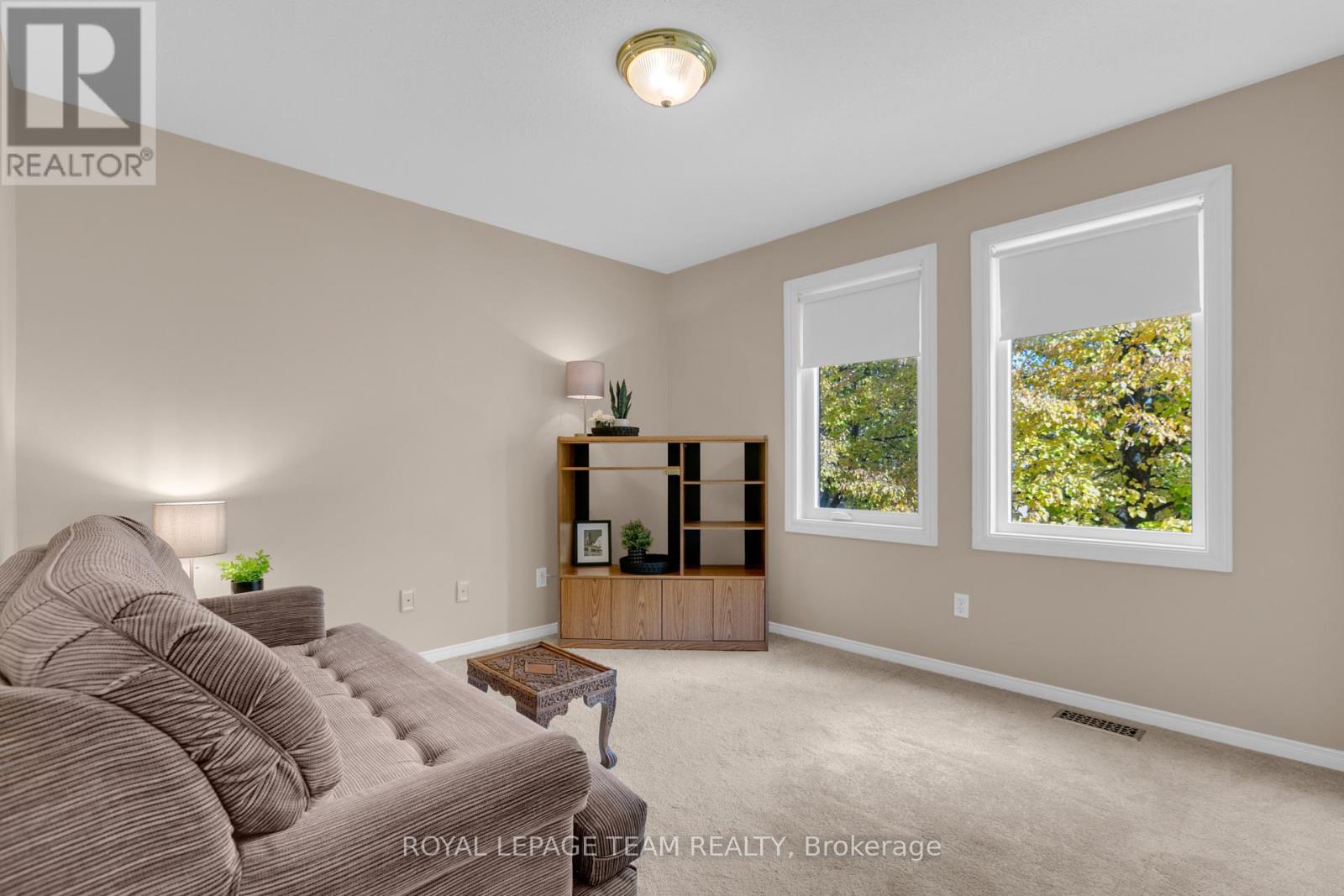 Commercial Properties for Sale in Ottawa – 28 APPLEDALE DRIVE – By Peter Sagos - Image 36