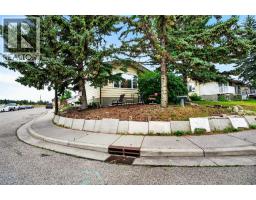53 Queen Isabella Close Se, Calgary, AB T2J3R2 Photo 39