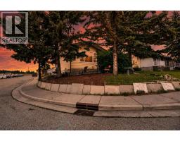 53 Queen Isabella Close Se, Calgary, AB T2J3R2 Photo 29