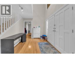 3635 Lynndale Crescent, Burnaby, BC V5A3S4 Photo 6