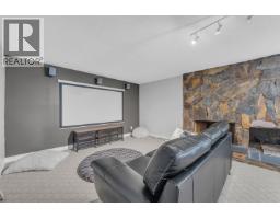 3635 Lynndale Crescent, Burnaby, BC V5A3S4 Photo 25