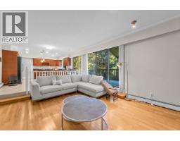 3635 Lynndale Crescent, Burnaby, BC V5A3S4 Photo 17