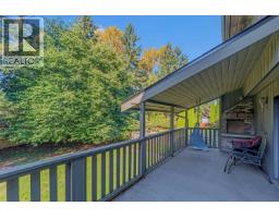 3635 Lynndale Crescent, Burnaby, BC V5A3S4 Photo 35