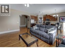 4pc Bathroom - 150, 100 Coopers Common Sw, Airdrie, AB T4B3C8 Photo 12
