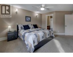 150, 100 Coopers Common Sw, Airdrie, AB T4B3C8 Photo 17