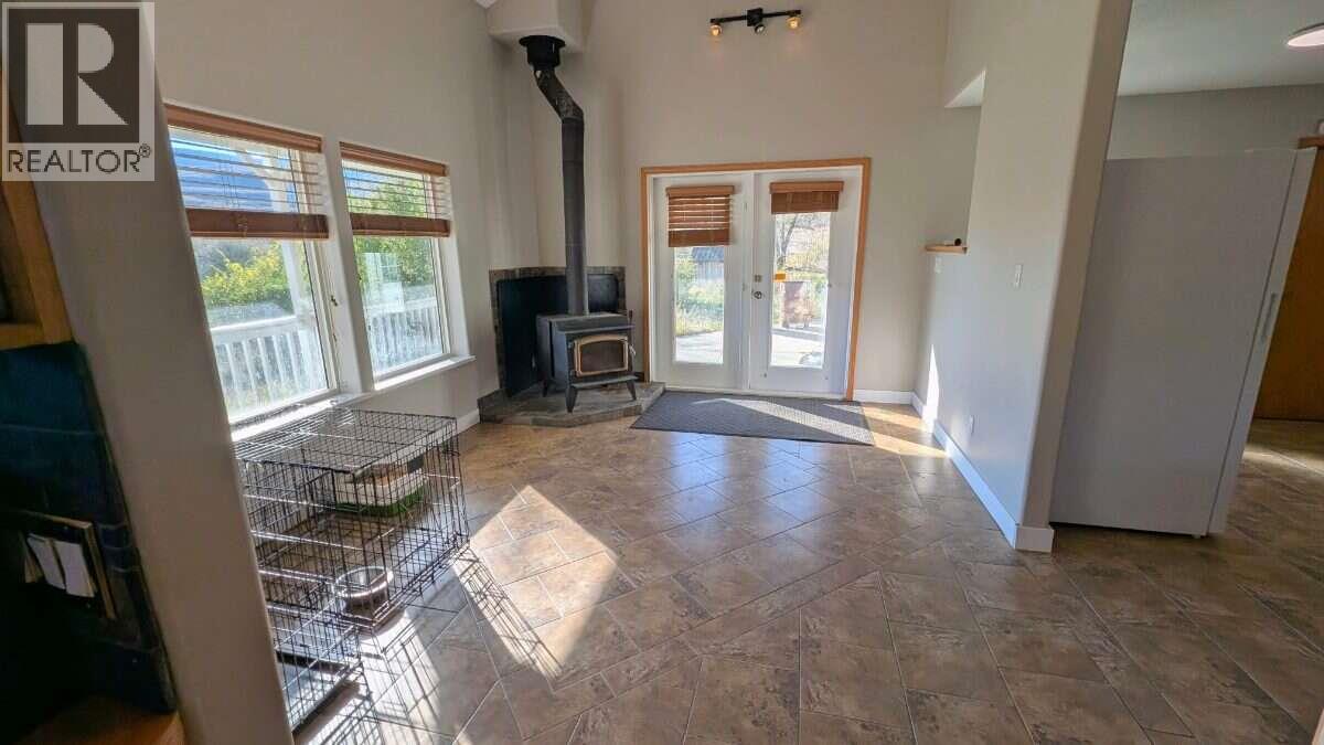 6799 Thompson River Drive, Kamloops - Image 1