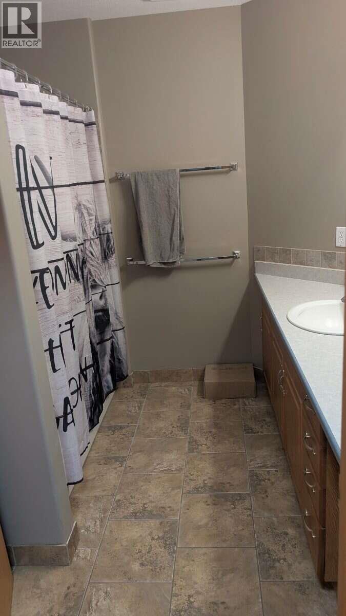 6799 Thompson River Drive, Kamloops - Image 1