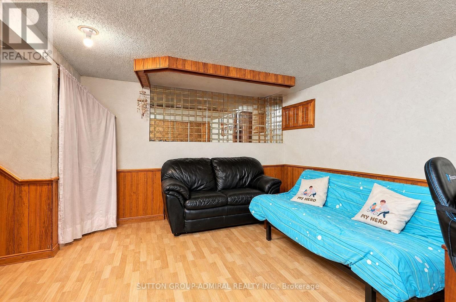 27- 21 Chester Le Boulevard, Toronto, ON photo 4