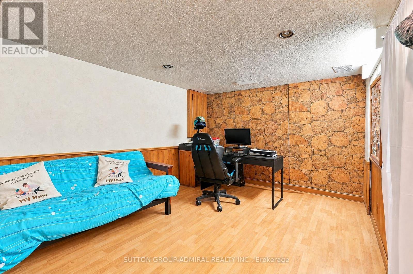 27- 21 Chester Le Boulevard, Toronto, ON photo 5