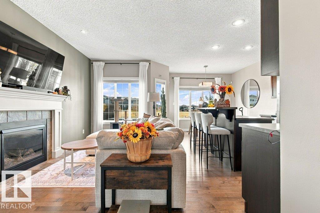 18 Currant CR, photo 7 of 65