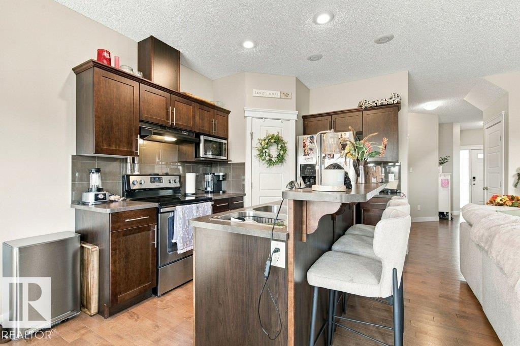 18 Currant CR, photo 14 of 65