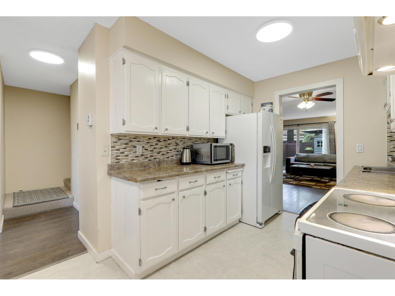 227 9460 Prince Charles Boulevard, Surrey — photo 24
