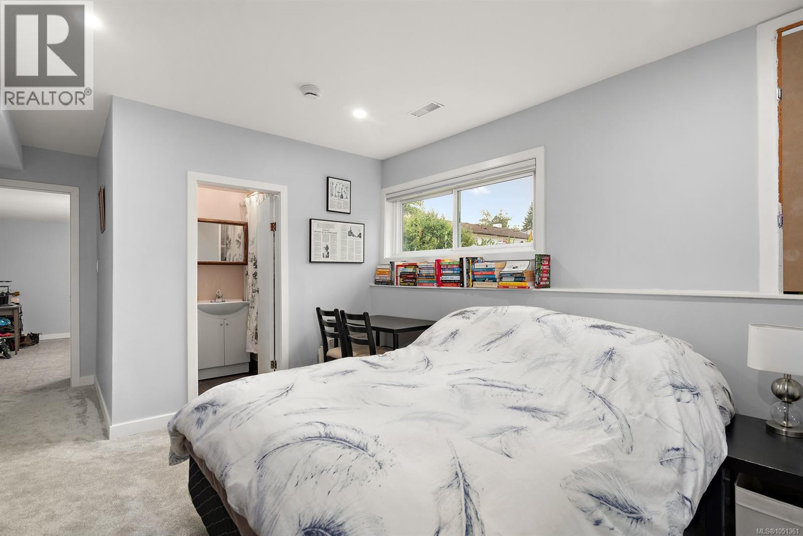 3988 Larchwood Dr, Saanich - Image 1