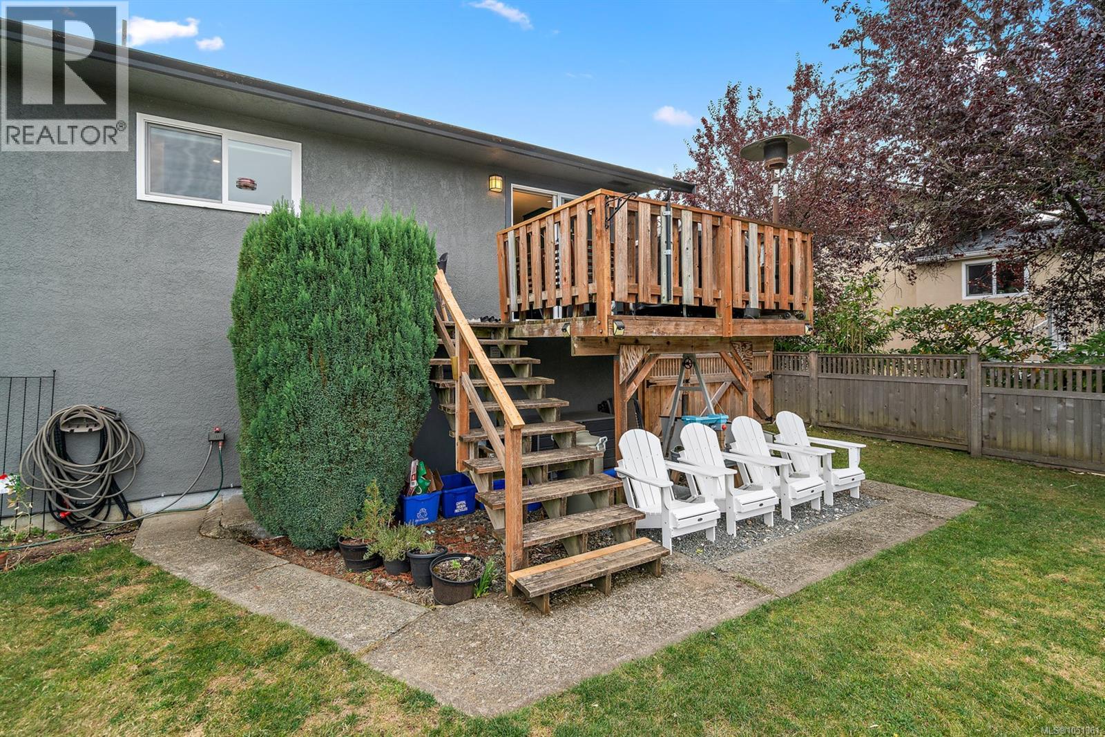 3988 Larchwood Dr, Saanich - Image 1