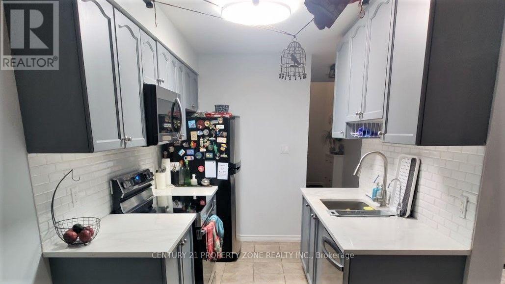 18 - 104 FRANCES AVENUE, Hamilton (Lakeshore) — photo 6