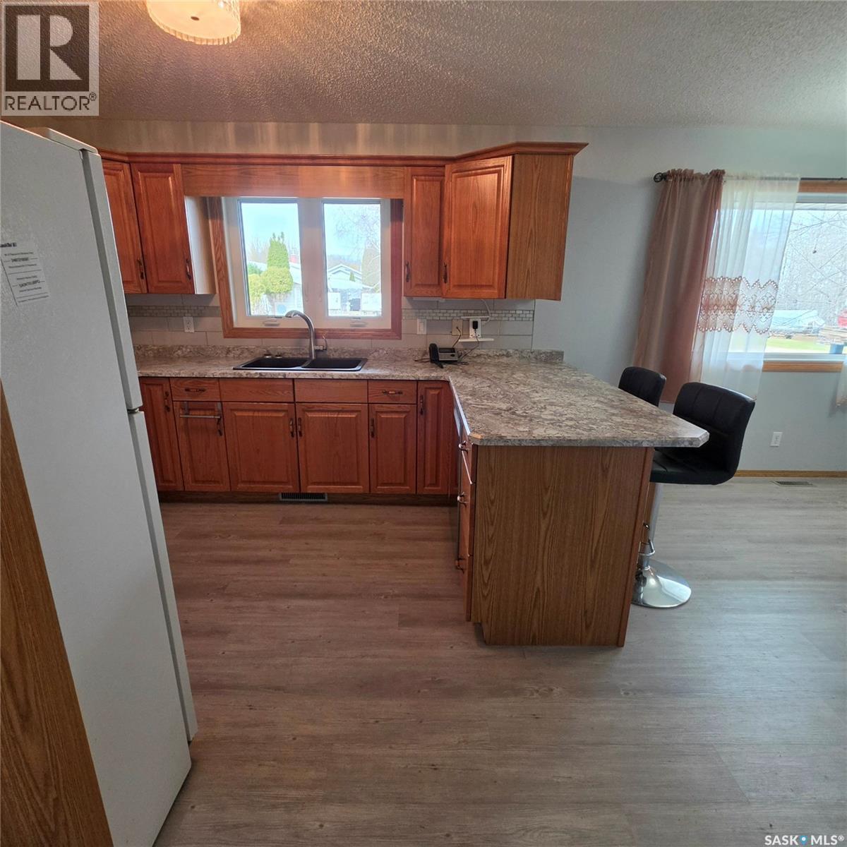 526 6th AVENUE NE, Preeceville — photo 7
