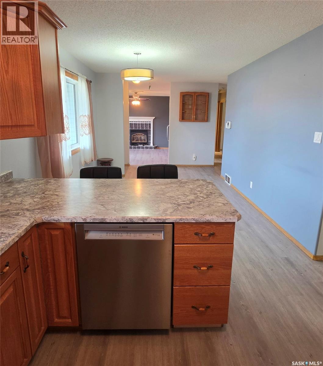 526 6th AVENUE NE, Preeceville — photo 8