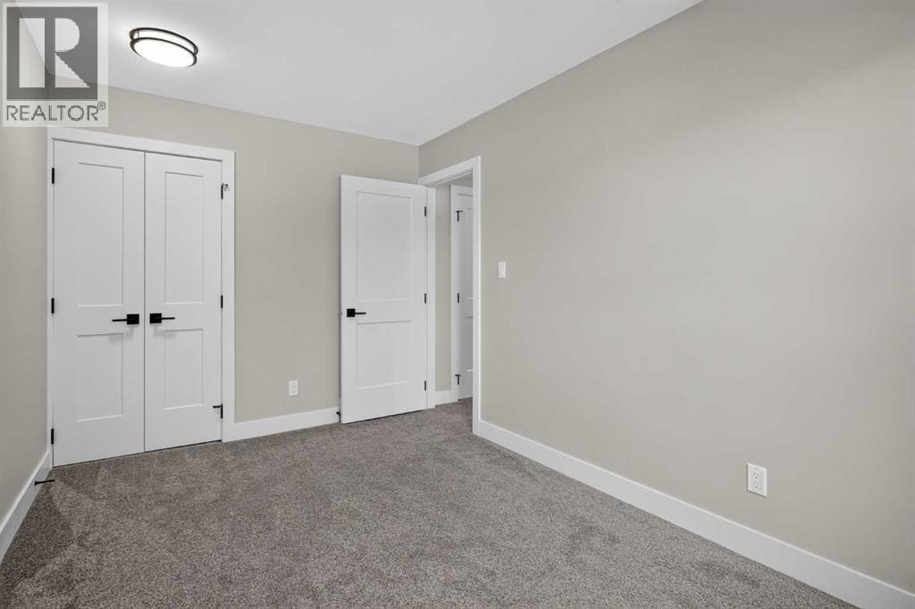 169 Silver Mead Crescent NW photo 27
