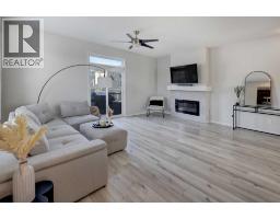 4pc Bathroom - 204 South Point Park Sw, Airdrie, AB T4B5C3 Photo 8