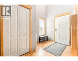 Bedroom - 112 Eversyde Way Sw, Calgary, AB T2Y4V5 Photo 9