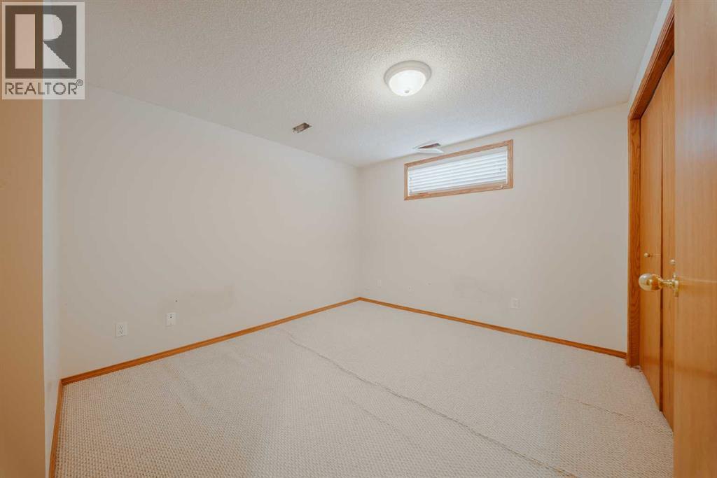 47 Hawkside Close NW photo 43