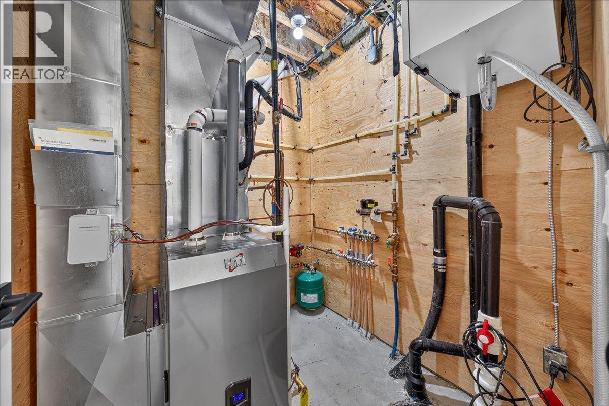 4926 Timber Ridge Road Unit# 13, Windermere - Image 1