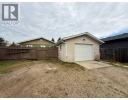 4839 52 Avenue, Eckville, AB T0M0X0 Photo 26
