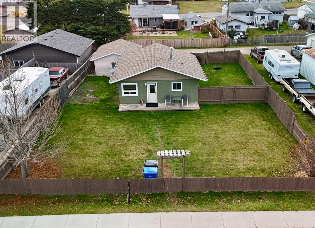 4839 52 Avenue, Eckville — photo 32