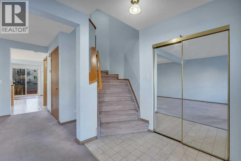 350 Arbour Grove Close NW photo 12
