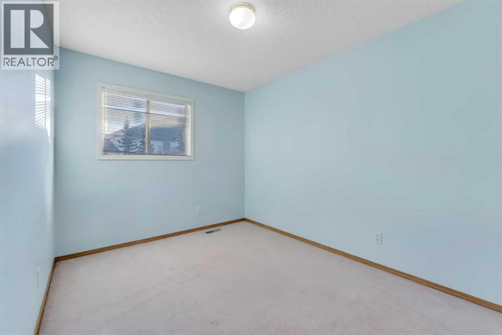 350 Arbour Grove Close NW photo 32