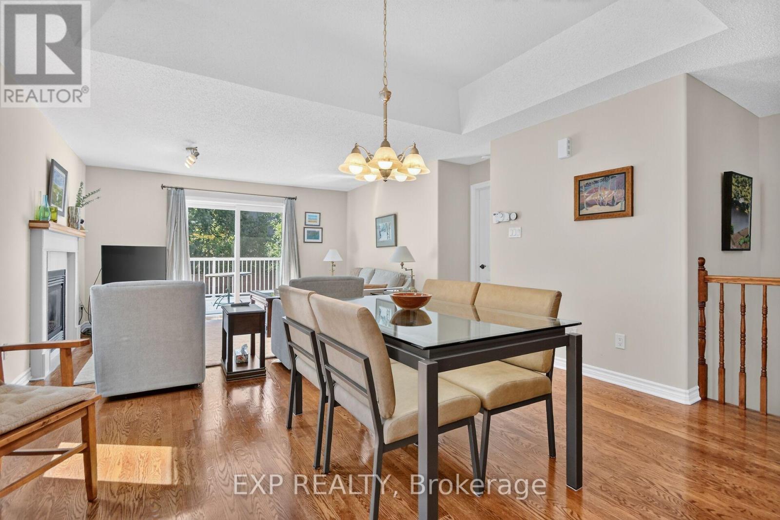40 GASLIGHT WAY, Russell — photo 11
