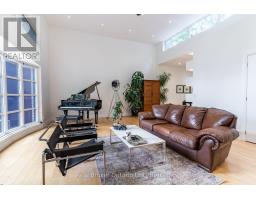 Foyer - 5071 Spruce Avenue, Burlington, ON L7L1M6 Photo 6