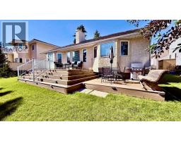 11 Hawkmount Heights Nw, Calgary, AB T3G3S4 Photo 42