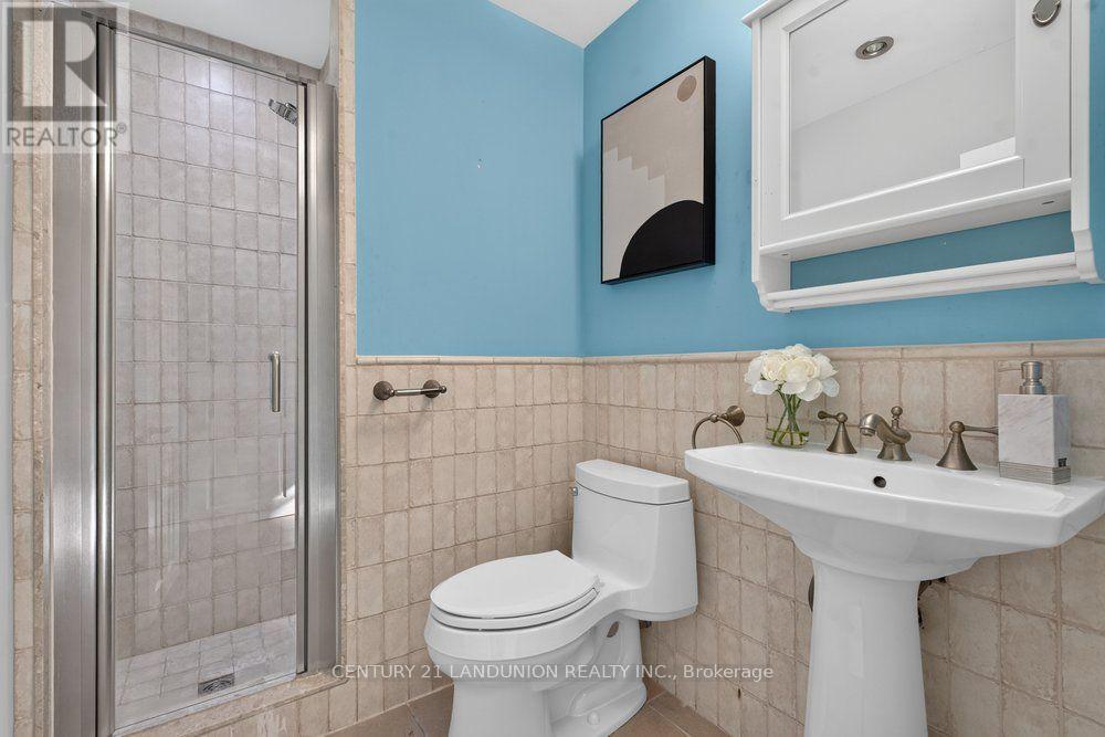469 Richmond Street East, Toronto, ON photo 16