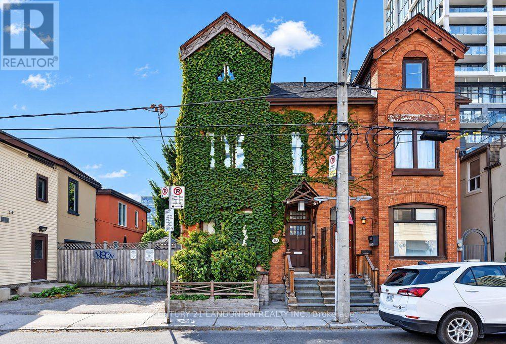 469 Richmond Street East, Toronto, ON photo 2