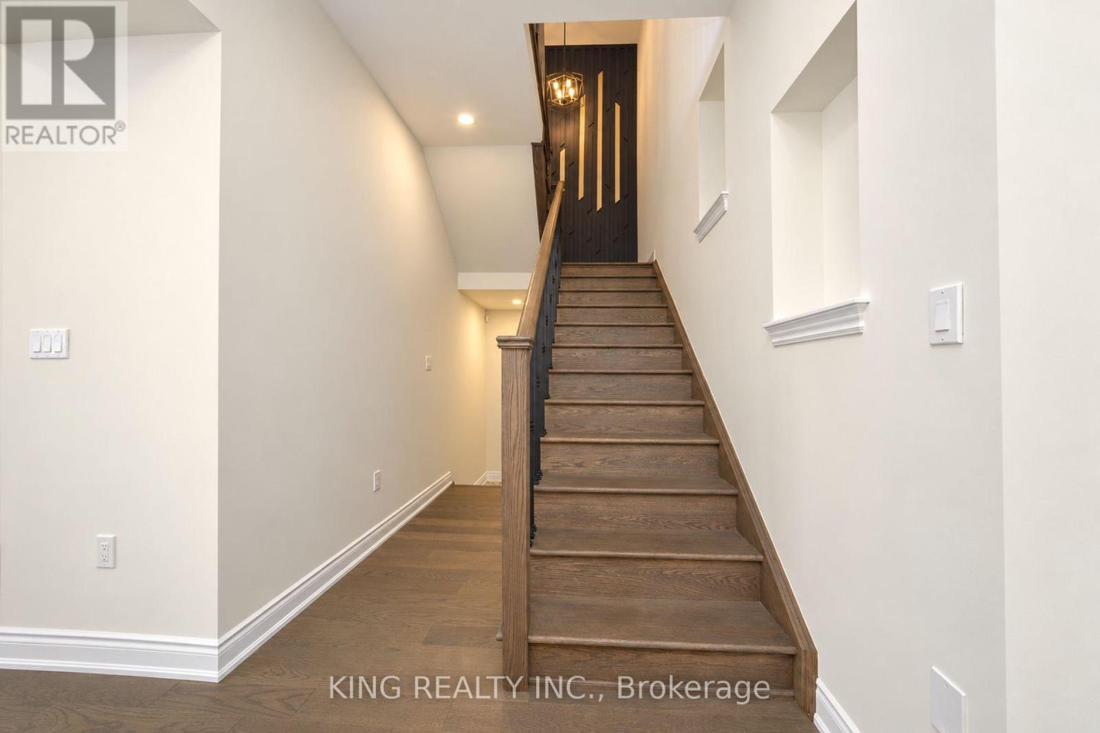 2359 Irene Crescent, Oakville, ON photo 16