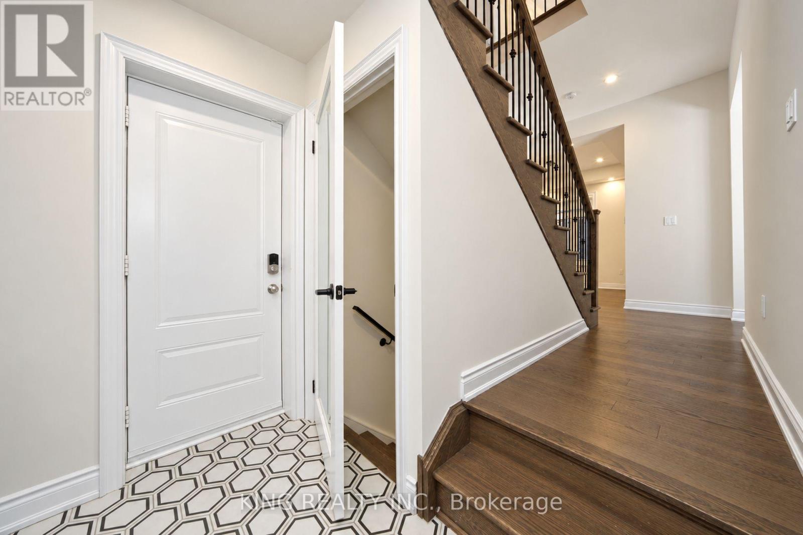 2359 Irene Crescent, Oakville, ON photo 31
