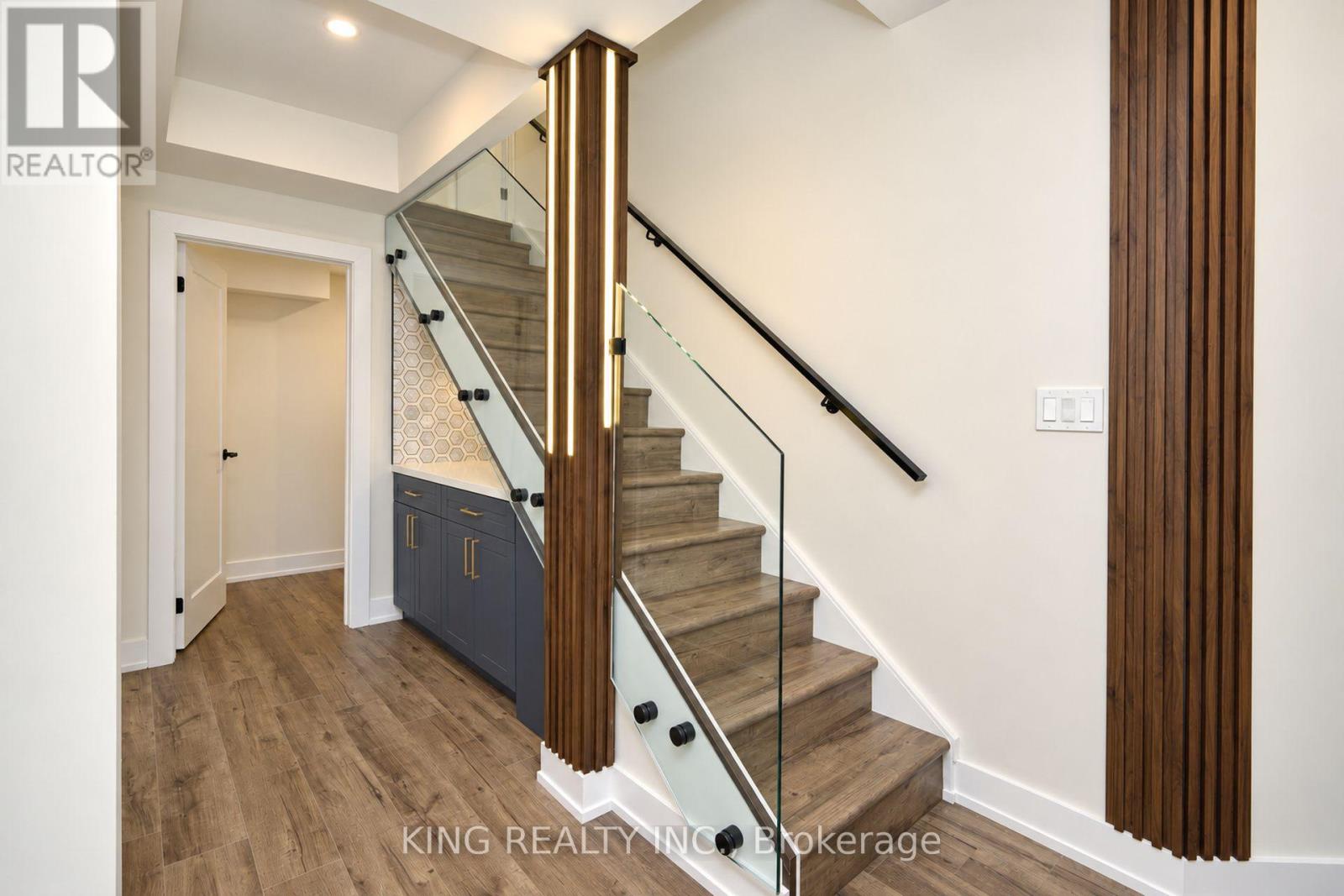 2359 Irene Crescent, Oakville, ON photo 38