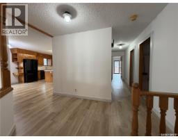 Foyer - 715 12th Street, Humboldt, SK S0K2A0 Photo 10
