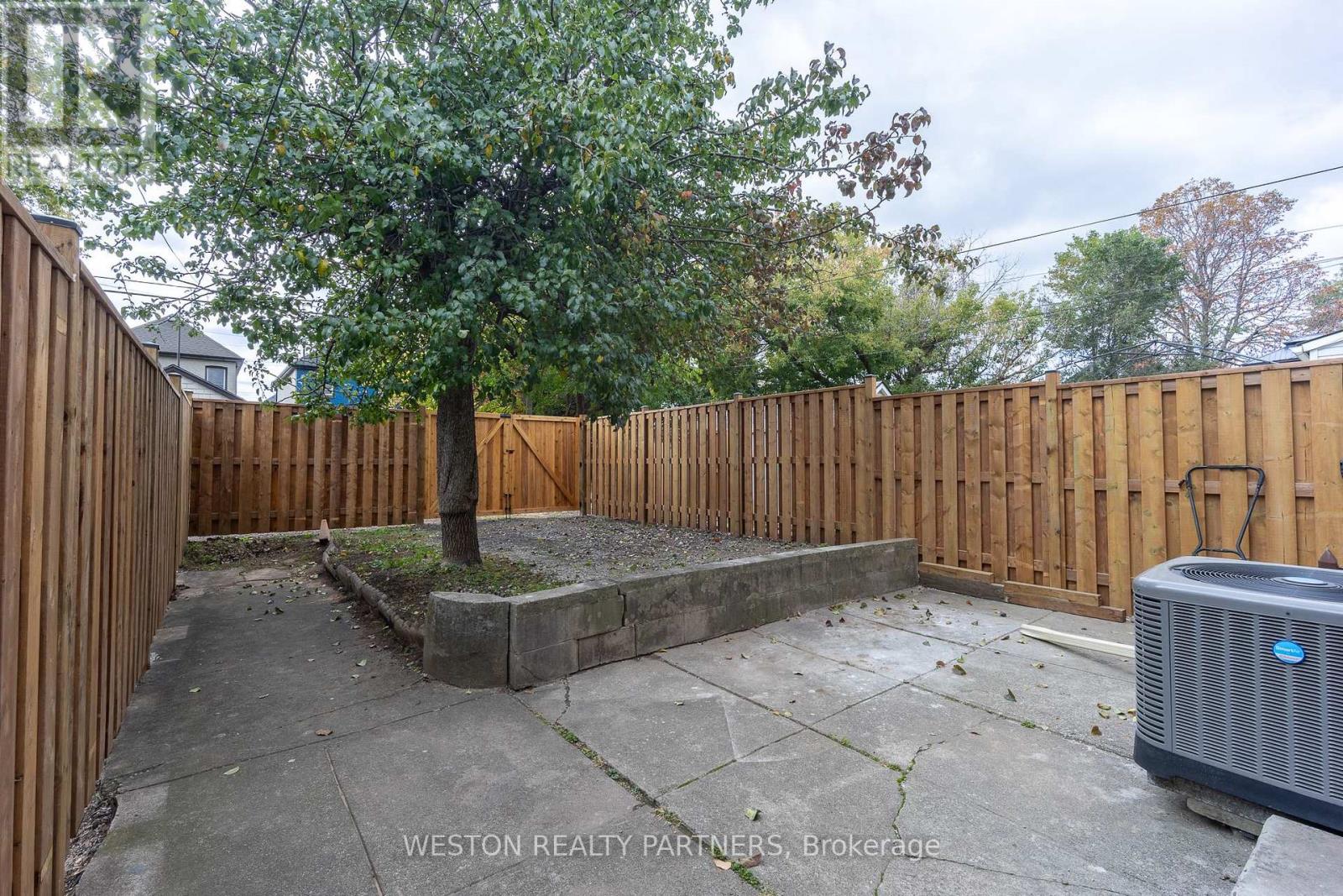 62 Francis Street, Hamilton, ON photo 38