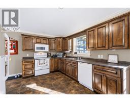 108 Route 628, photo 13
