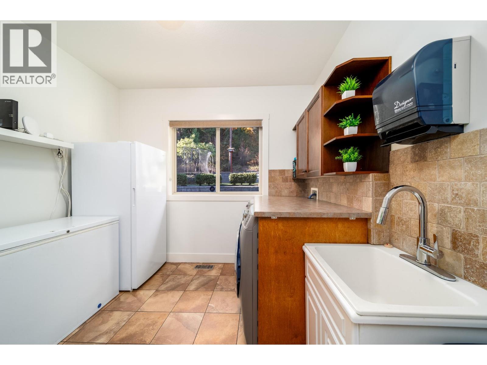 220 Terrace Hill Place, Kelowna