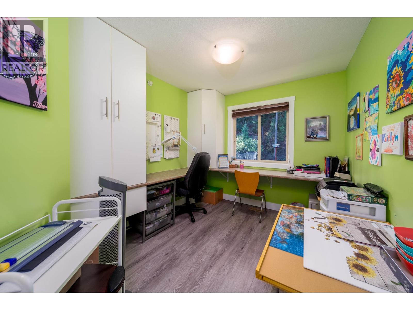 220 Terrace Hill Place, Kelowna