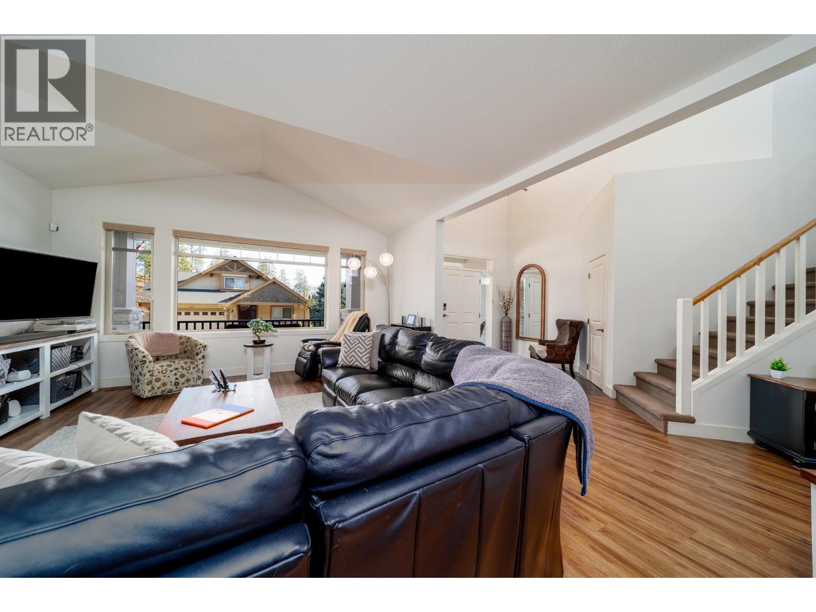 220 Terrace Hill Place, Kelowna