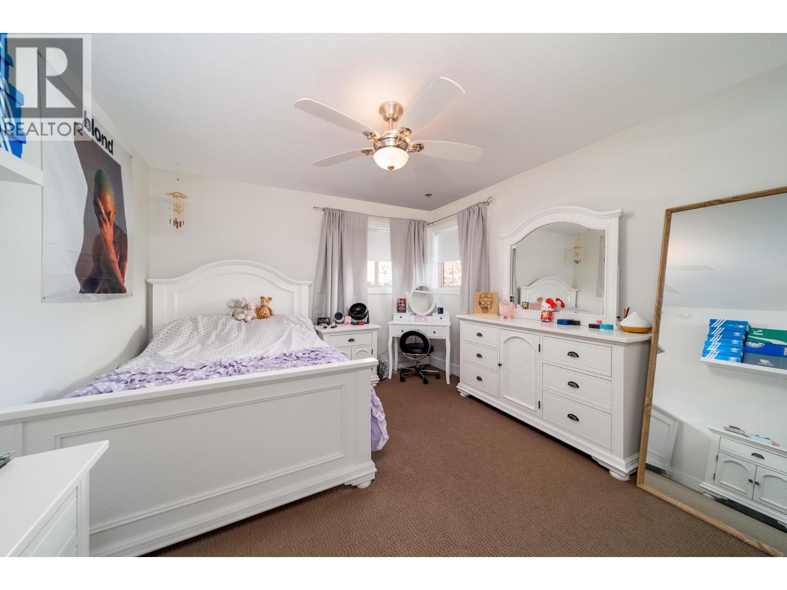 220 Terrace Hill Place, Kelowna