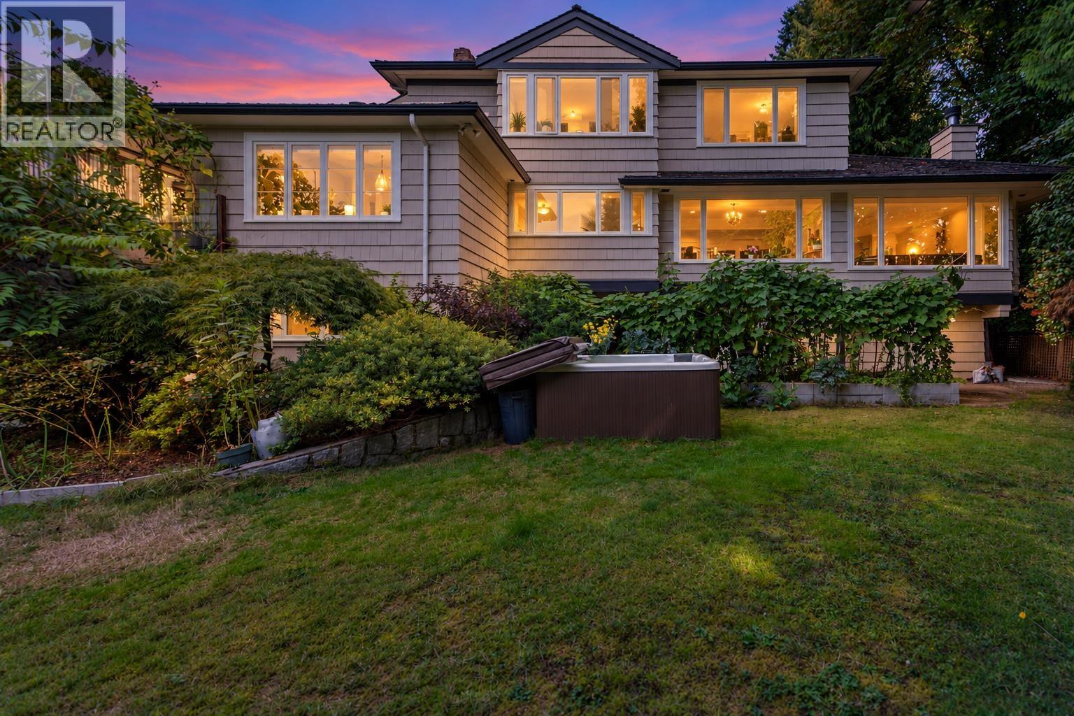 1340 PALMERSTON