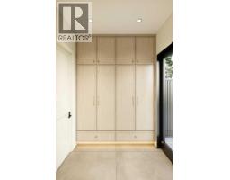 5pc Bathroom - 907 35a Street Nw, Calgary, AB T2N3A5 Photo 19