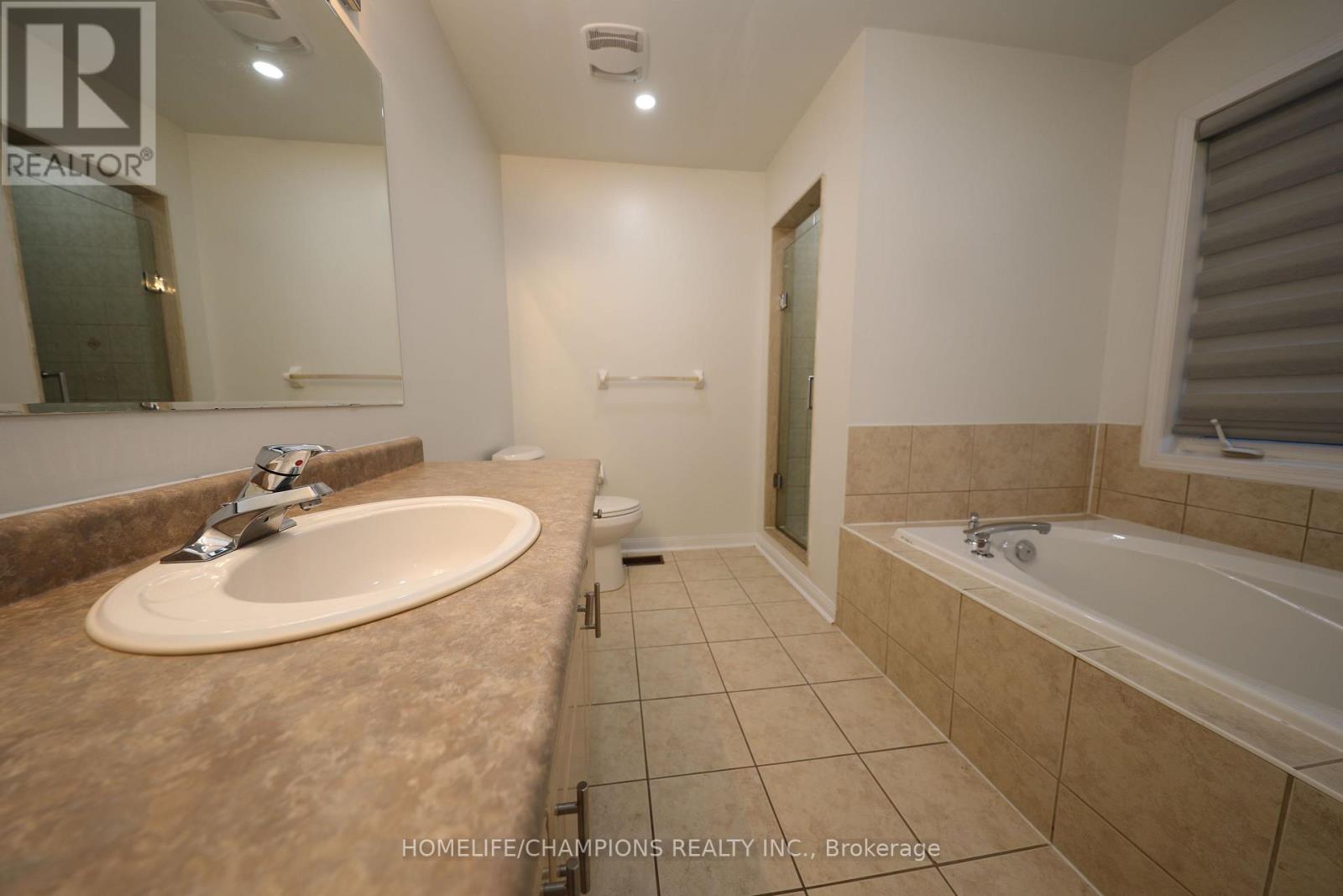 38 Bobolink Avenue, Toronto, ON photo 21