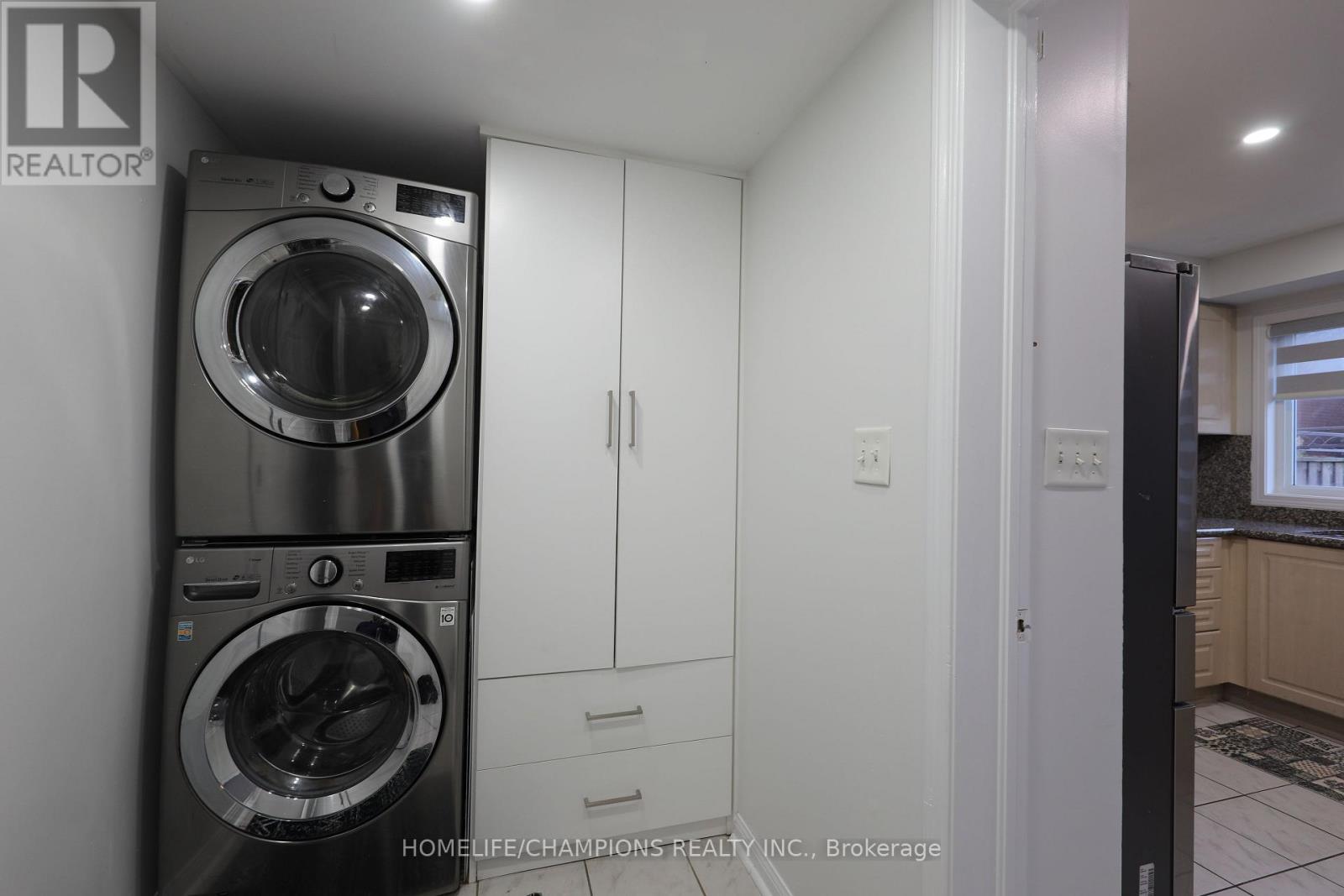 38 Bobolink Avenue, Toronto, ON photo 28